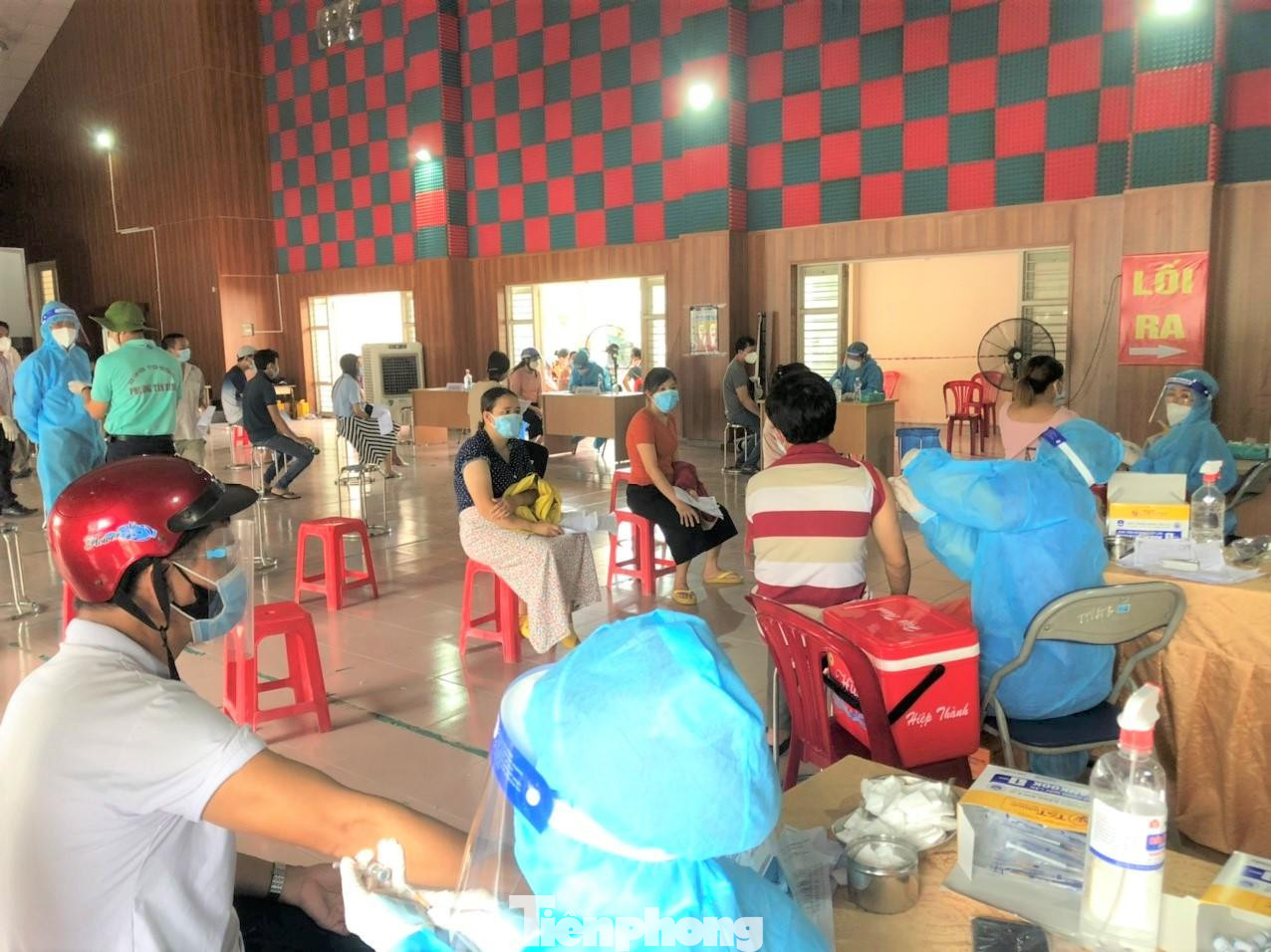 Bình Dương quyết tâm 100% người dân thuộc đối tượng ưu tiên theo quy định sẽ được tiêm vắc xin