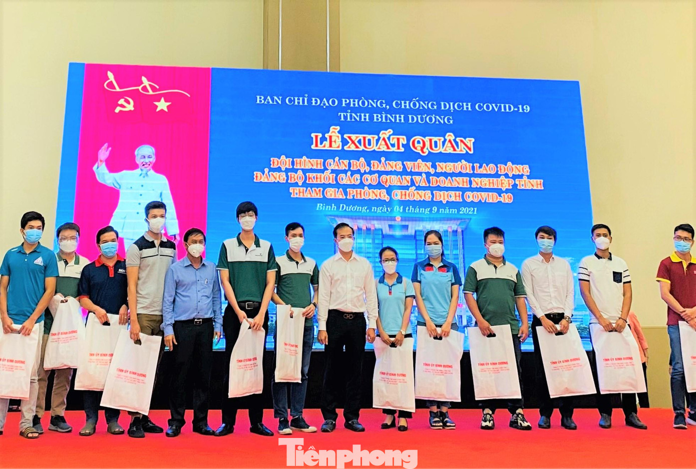 Bình Dương tổ chức lễ xuất quân lực lượng tham gia phòng, chống dịch COVID-19