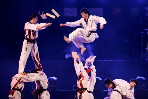 Nhiều pha bật cao đá