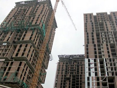 Thống kê từ 50 tỉnh, TP, hiện đang tồn đọng 42.000 căn hộ, 93.000m2 văn phòng cho thuê; 7.922.000m2 đất nền... Ảnh: Đ.T