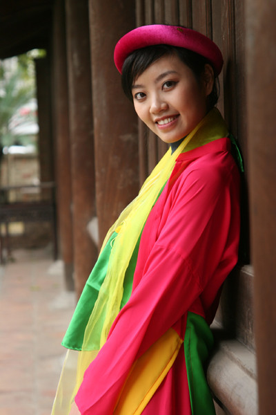 và màu thời gian in hằn trên gỗ của Văn Miếu