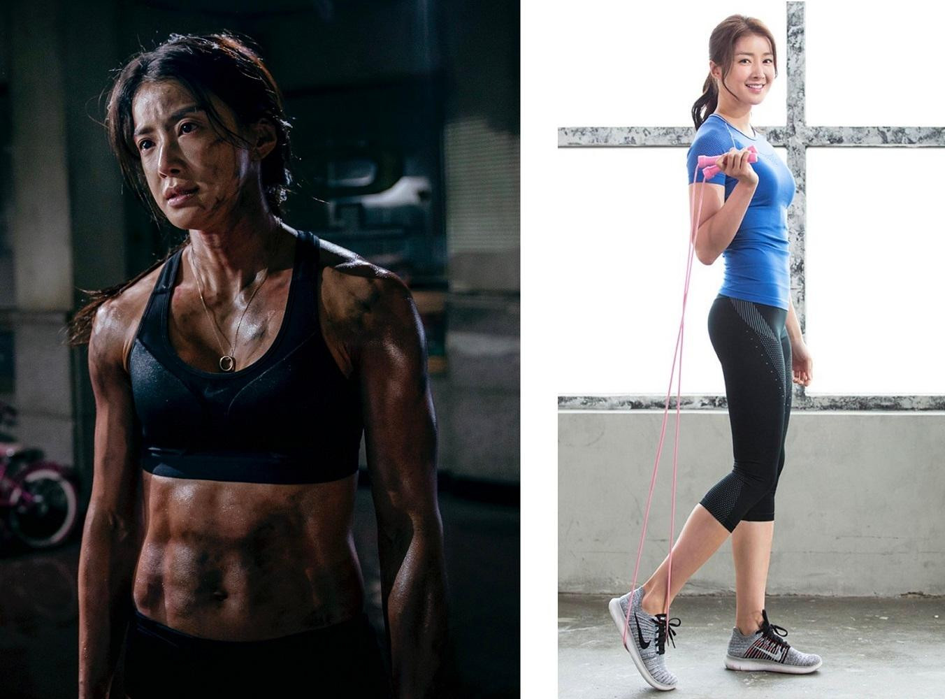 Xuất thân là tuyền thủ boxing chuyên nghiệp cấp quốc gia, không khó hiểu khi Lee Si Young sở hữu vóc dáng được các huấn luyện viên thể hình đánh giá cao. Người đẹp 39 tuổi đặc biệt yêu thích vận động từ tập gym đến chạy bộ, leo núi. Được biết, cô đã chinh phục hơn 20 đỉnh núi khắp cả nước. Khi tìm kiếm tên Lee Si Young, từ khóa đầu tiên hiện ra liên quan đến vùng cơ thắt lưng. Chuyên gia nhận xét, phụ nữ thường rất khó để lộ phần cơ này, điều đó cho thấy nữ diễn viên họ Lee nỗ lực rất nhiều trong tập luyện. Xuất thân là tuyền thủ boxing chuyên nghiệp cấp quốc gia, không khó hiểu khi Lee Si Young sở hữu vóc dáng được các huấn luyện viên thể hình đánh giá cao. Người đẹp 39 tuổi đặc biệt yêu thích vận động từ tập gym đến chạy bộ, leo núi. Được biết, cô đã chinh phục hơn 20 đỉnh núi khắp cả nước. Khi tìm kiếm tên Lee Si Young, từ khóa đầu tiên hiện ra liên quan đến vùng cơ thắt lưng. Chuyên gia nhận xét, phụ nữ thường rất khó để lộ phần cơ này, điều đó cho thấy nữ diễn viên họ Lee nỗ lực rất nhiều trong tập luyện.