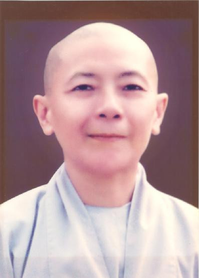 Ni sư Trí Hải. Ni sư Trí Hải