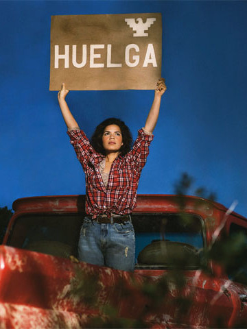 “Cô gái xấu xí” America Ferrera hóa thân thành Dolores Huerta – người phụ nữ sáng lập nên Liên hiệp Nông dân Mỹ, cũng là người đóng vai trò quan trọng trong việc ban hành các đạo luật về quyền lợi của công nhân năm 1975.