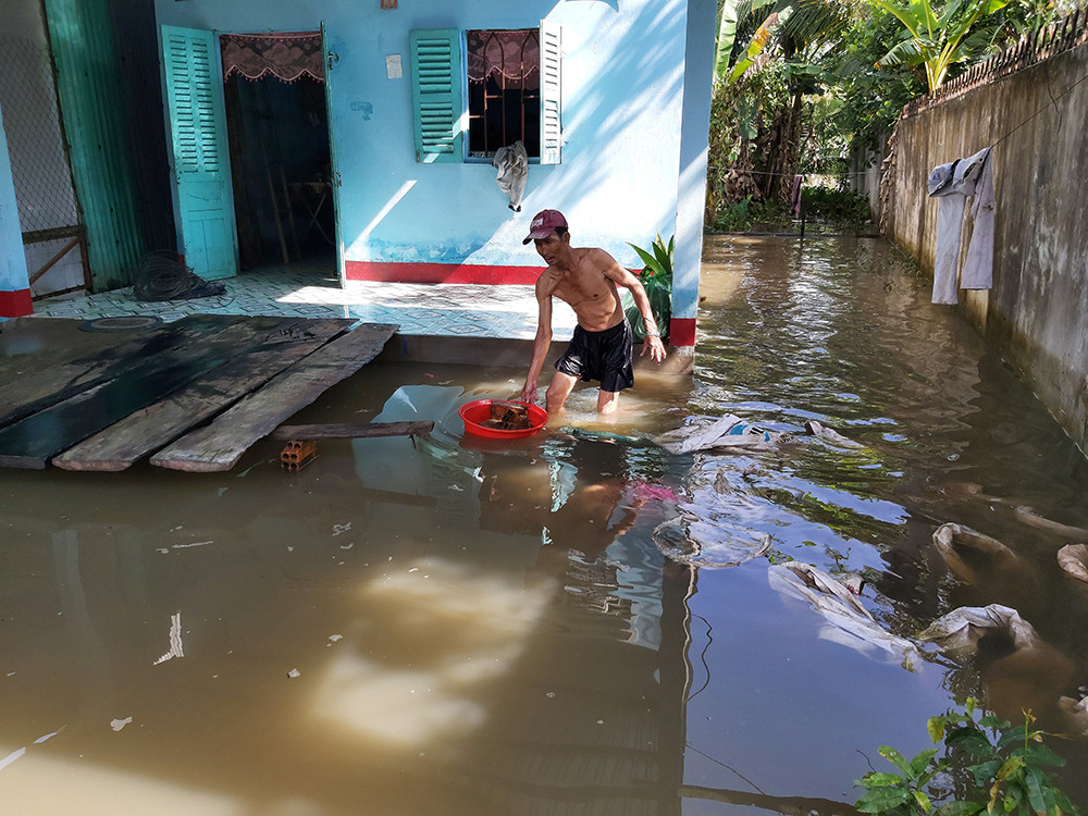 Người Cần Thơ vật lộn trong biển nước, học sinh tiếp tục được nghỉ học ảnh 6