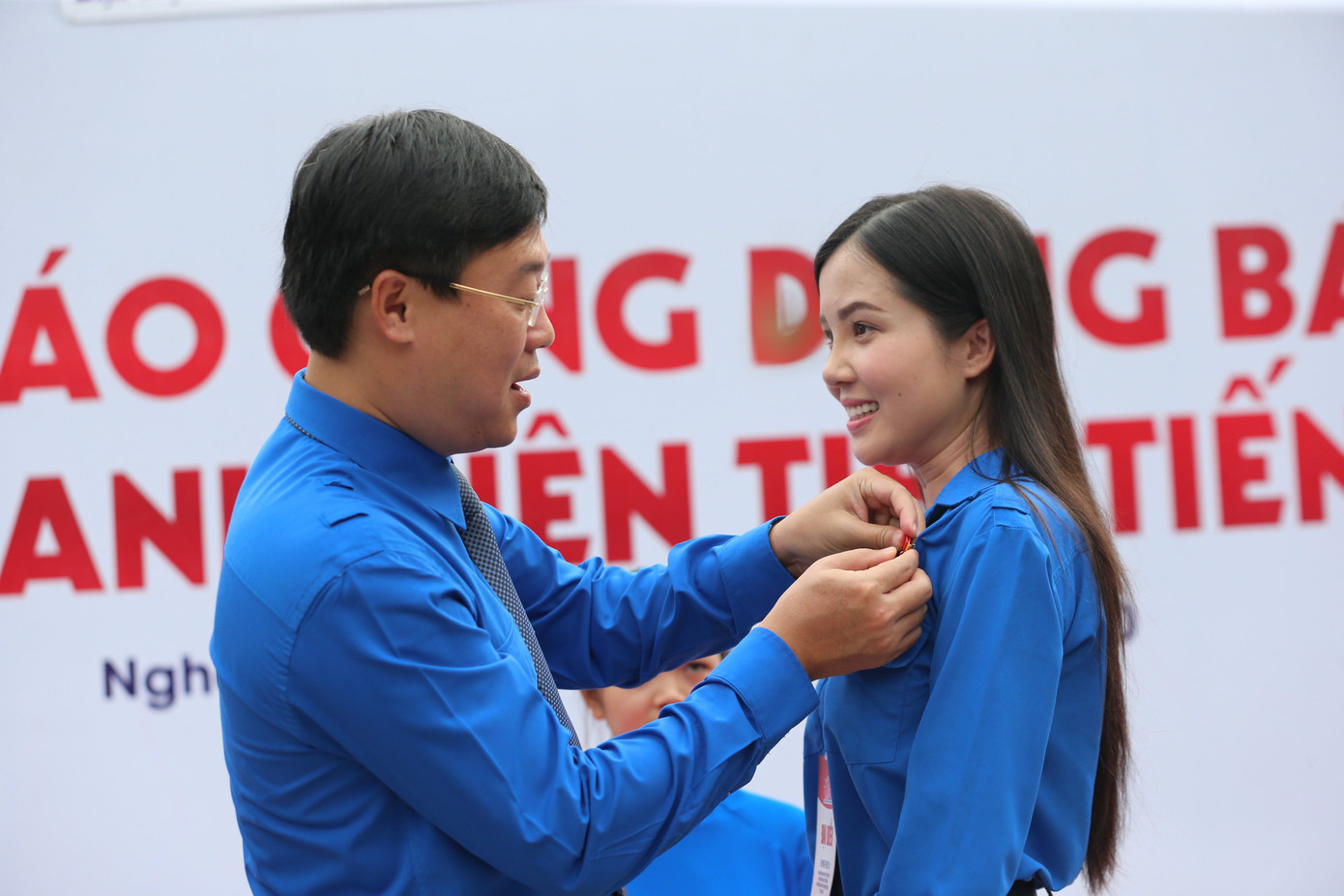 Đại biểu thanh niên tiên tiến trao đổi sáu vấn đề quan trọng của thế hệ trẻ ảnh 14