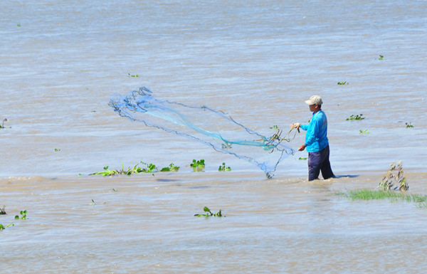 Chính thức xả đập Tha La và Trà Sư ở đầu nguồn lũ An Giang ảnh 9