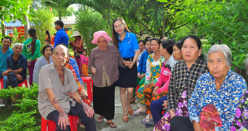 An Giang khởi động Năm tình nguyện quốc gia ảnh 9