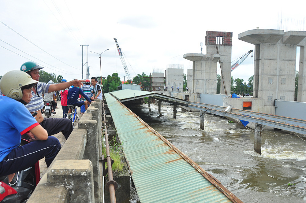 An Giang xả lũ đón phù sa từ thượng nguồn, dân hò reo phấn khởi ảnh 9