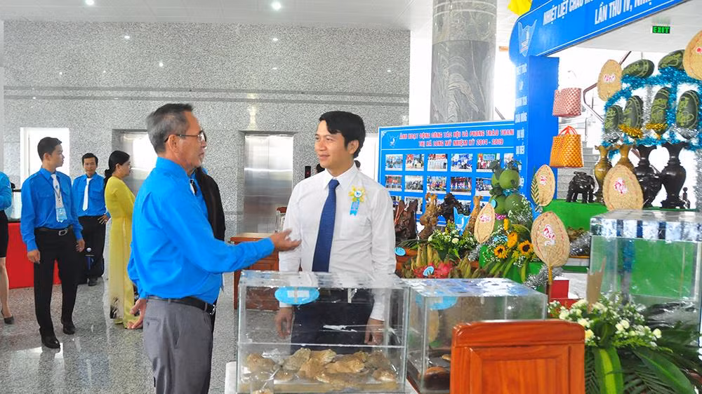 Anh Trương Minh Hoàng tái đắc cử Chủ tịch Hội LHTN Việt Nam tỉnh Hậu Giang ảnh 3