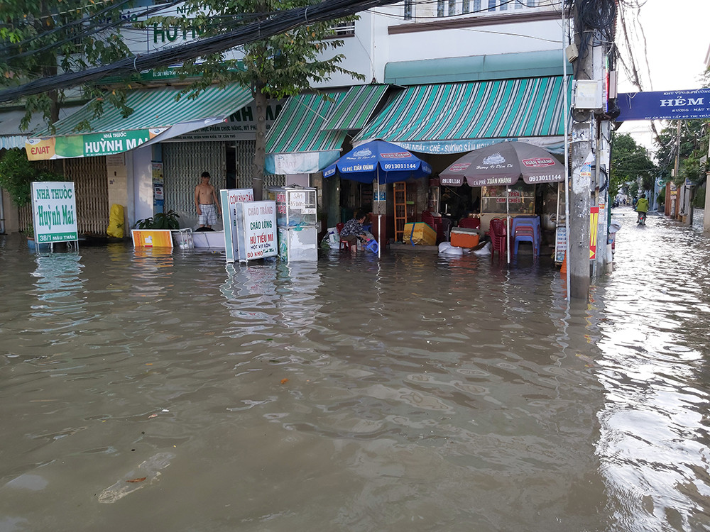 Triều cường dâng cao, Cần Thơ ngập nặng ảnh 4