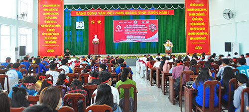 Tưng bừng Chủ nhật Đỏ tại trường ĐH Kiên Giang ảnh 2