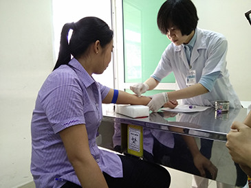 Cô gái Sóc Trăng vượt gần 200 km hiến máu cứu người ảnh 3