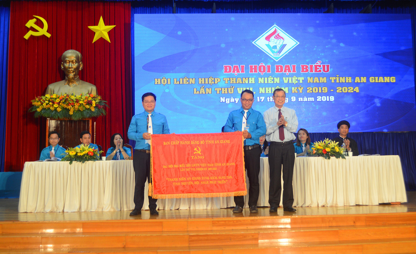 Anh Phan Duy Bằng được bầu làm Chủ tịch Hội LHTN Việt Nam tỉnh An Giang ảnh 3