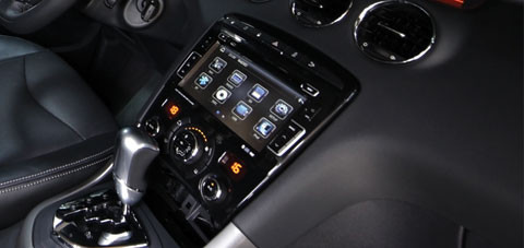 Hệ thống giải trí hiện đại với CD 6 loa kết hợp Bluetooth, cổng cắm USB,…