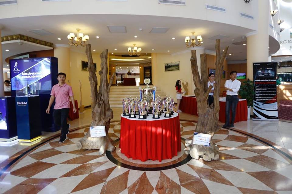 144 golfer và 6 giờ trải nghiệm thú vị trên sân Kings Course ảnh 56