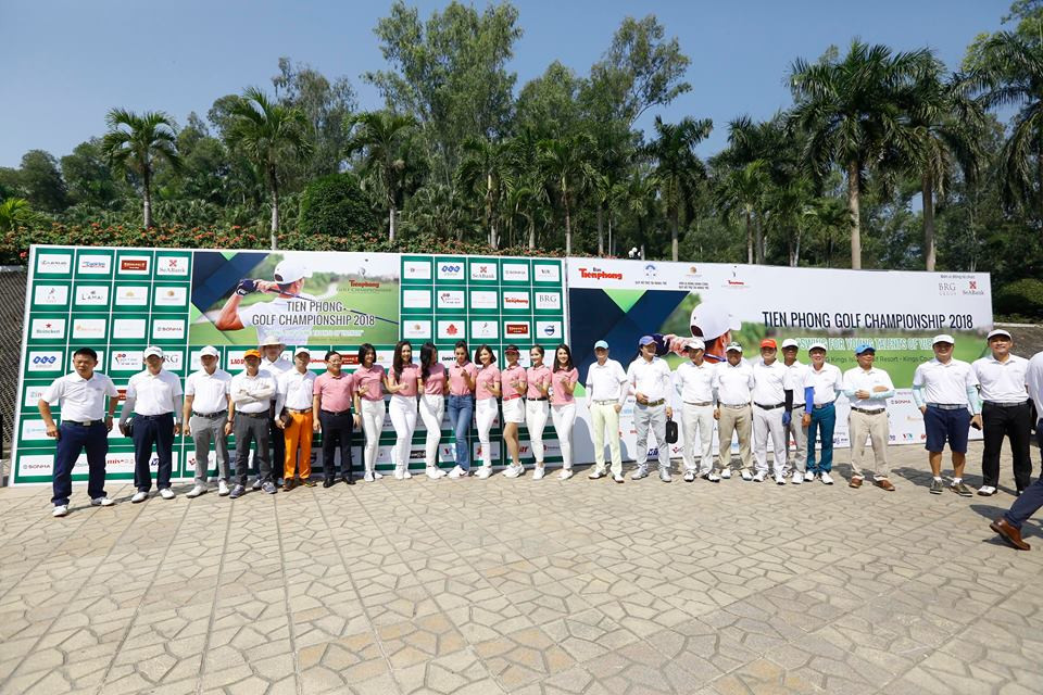 144 golfer và 6 giờ trải nghiệm thú vị trên sân Kings Course ảnh 37