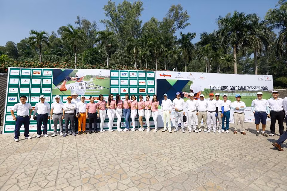 144 golfer và 6 giờ trải nghiệm thú vị trên sân Kings Course ảnh 37