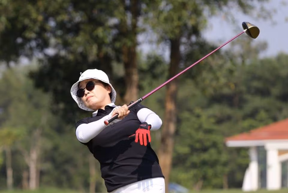 144 golfer và 6 giờ trải nghiệm thú vị trên sân Kings Course ảnh 14