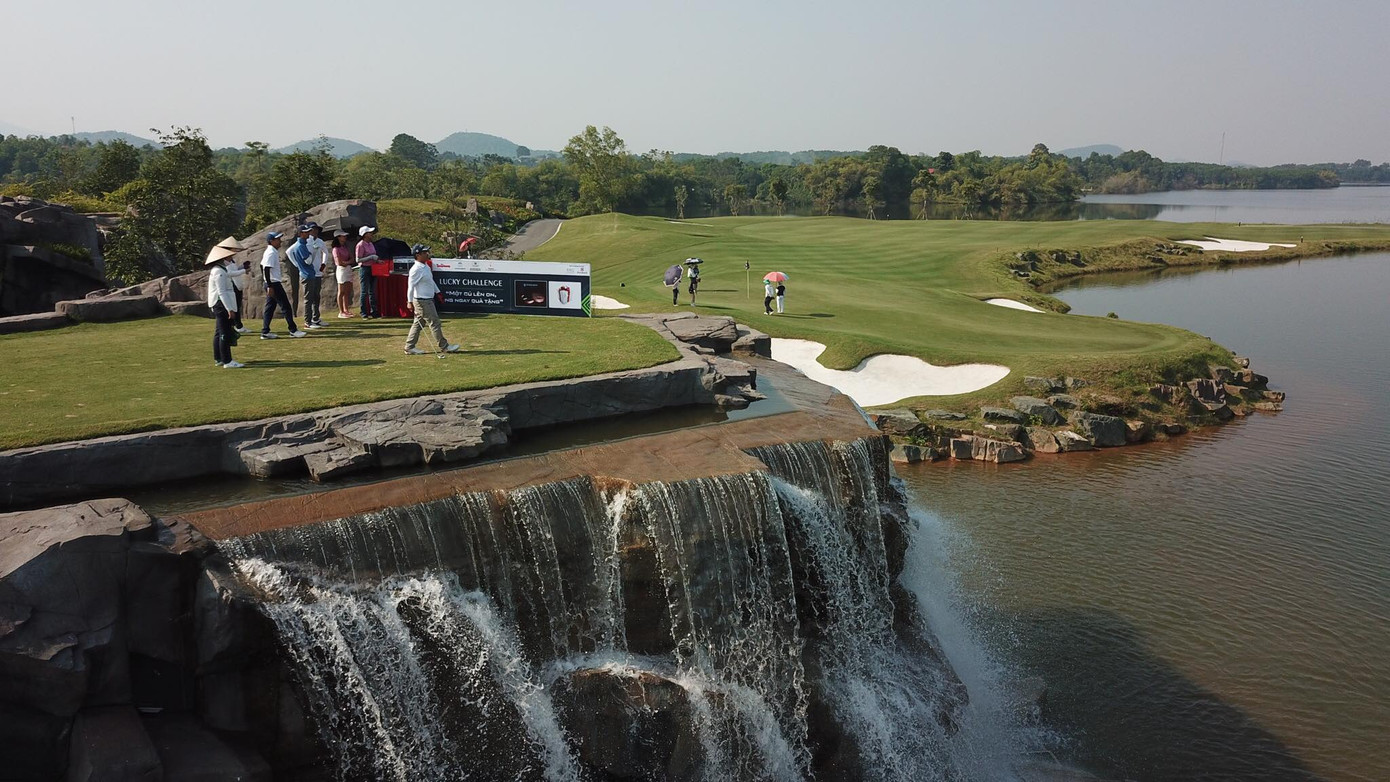 144 golfer và 6 giờ trải nghiệm thú vị trên sân Kings Course ảnh 19