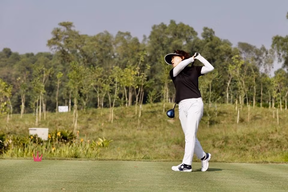 144 golfer và 6 giờ trải nghiệm thú vị trên sân Kings Course ảnh 13