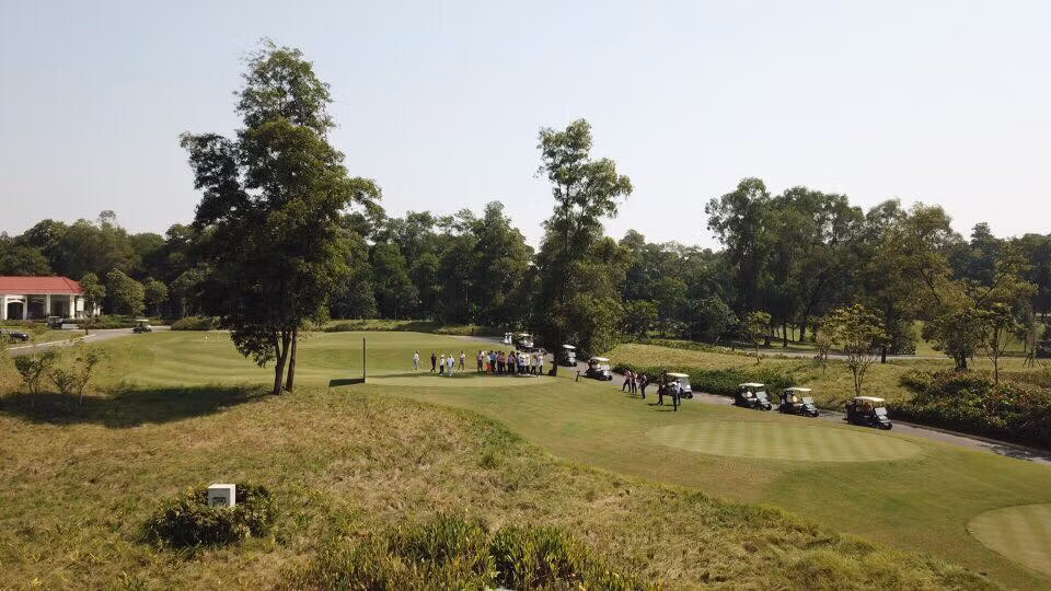 144 golfer và 6 giờ trải nghiệm thú vị trên sân Kings Course ảnh 30