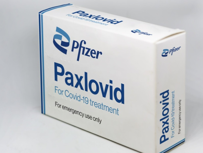 Hộp viên uống chống COVID-19 Paxlovid của Pfizer Hộp viên uống chống COVID-19 Paxlovid của Pfizer