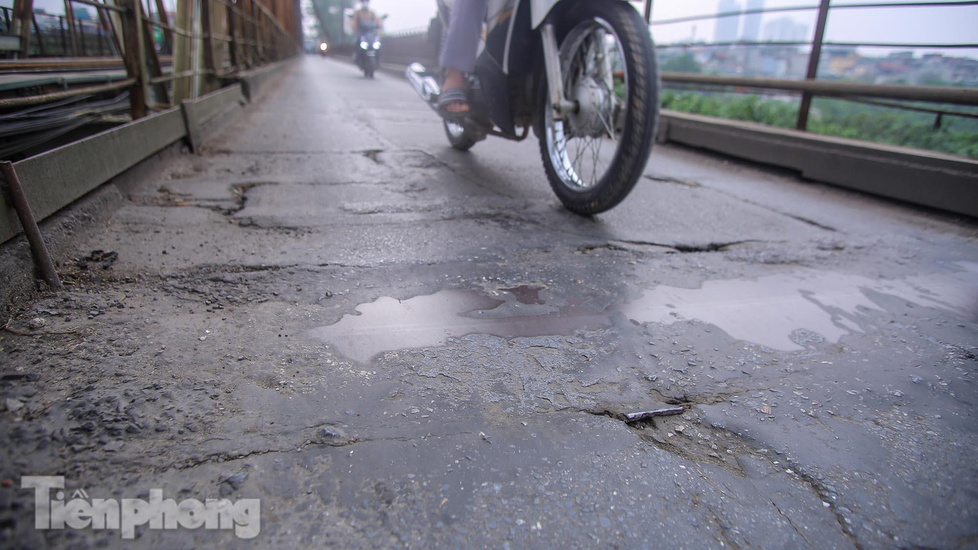 Nhiều đoạn vuốt nhọn, lồi lõm rất dễ gây ra tai nhạn giao thông. Nhiều đoạn vuốt nhọn, lồi lõm rất dễ gây ra tai nhạn giao thông.