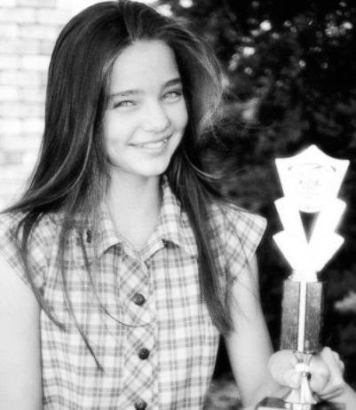 Miranda Kerr khi là một cô gái mới lớn
