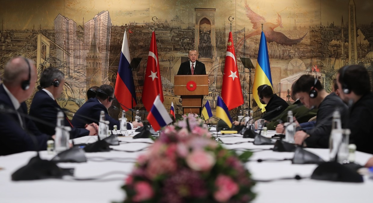 Ông Erdogan phát biểu tại cuộc đàm phán Nga - Ukraine hồi tháng 3/2022. (Ảnh: Getty Images) Ông Erdogan phát biểu tại cuộc đàm phán Nga - Ukraine hồi tháng 3/2022. (Ảnh: Getty Images)
