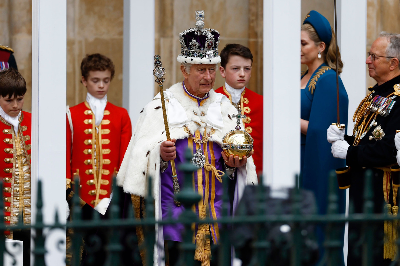 Nhà vua Charles III rời Tu viện Westminster. Ảnh: Getty