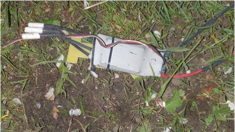 Một mảnh vỡ của máy bay không người lái. Ảnh: Telegram Một mảnh vỡ của máy bay không người lái. Ảnh: Telegram