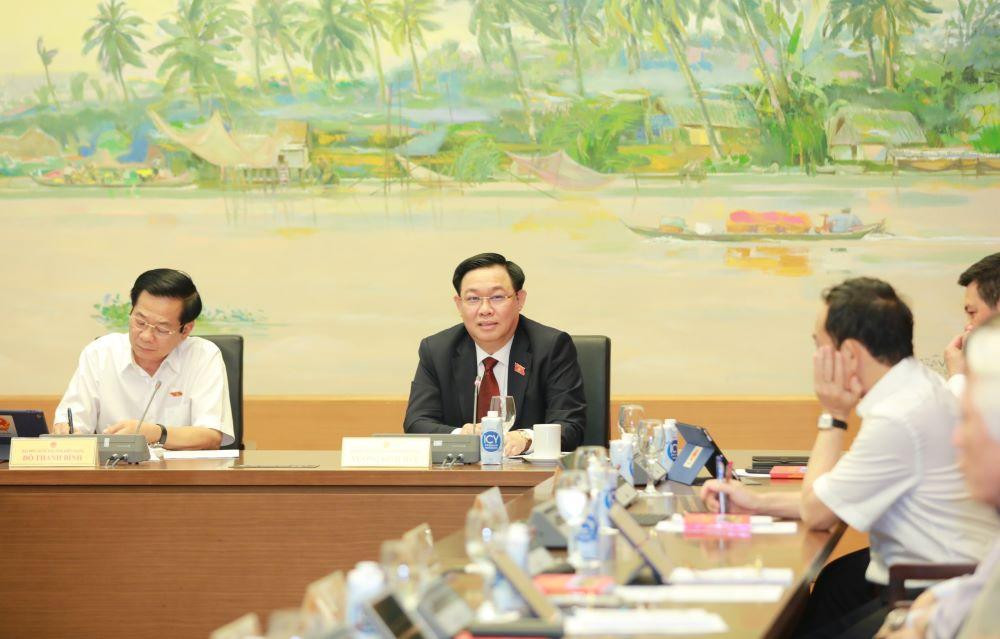 Chủ tịch Quốc hội Vương Đình Huệ (ảnh Nhật Minh) Chủ tịch Quốc hội Vương Đình Huệ (ảnh Nhật Minh)