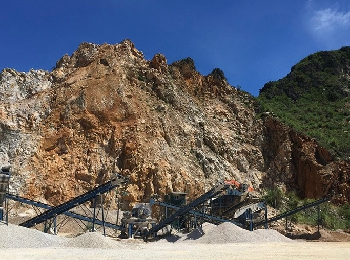 Khai thác khoáng sản trên địa bàn huyện Nông Cống. Ảnh minh hoạ