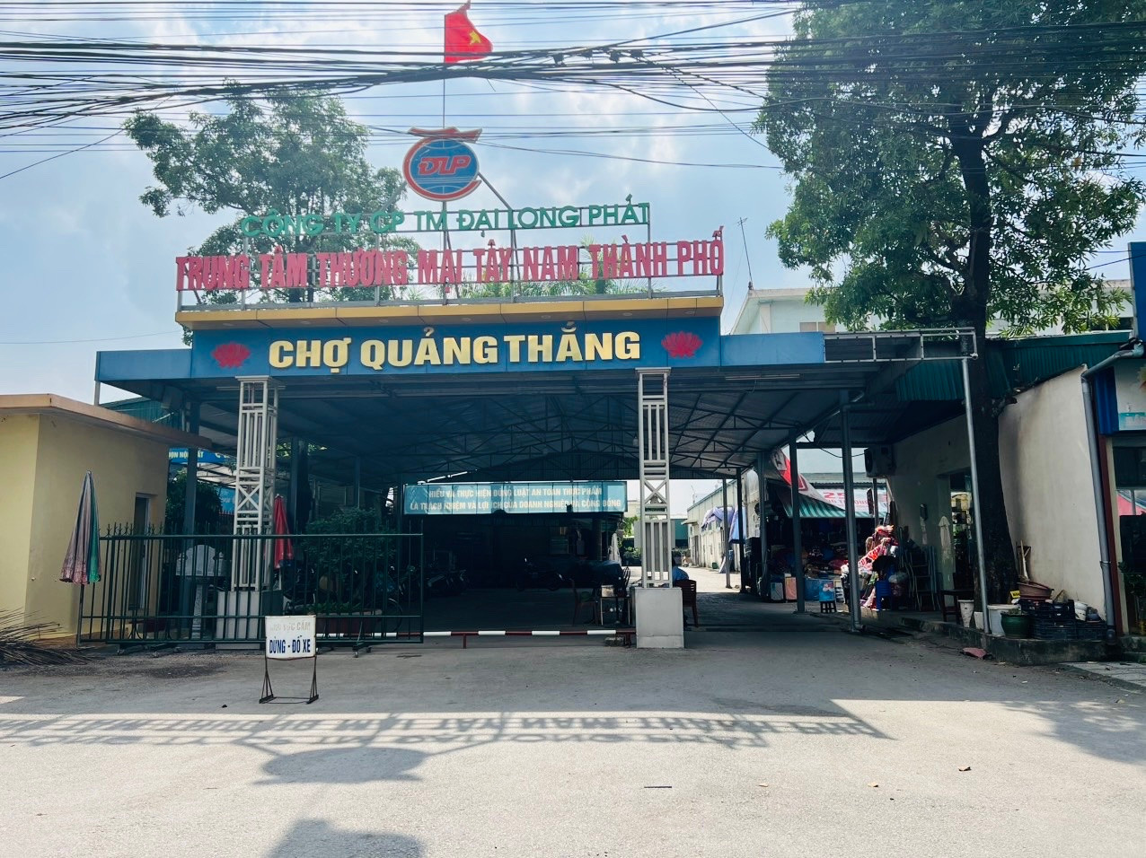 Chợ Quảng Thắng