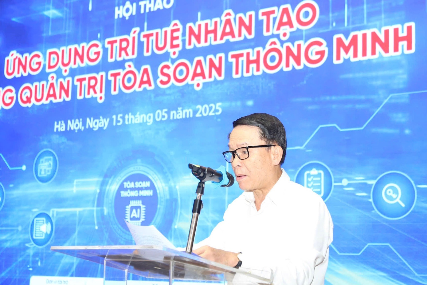 TS. Nguyễn Đức Lợi - Phó Chủ tịch thường trực Hội Nhà báo Việt Nam, cho rằng cơ quan báo chí cần quan tâm đến đạo đức nghề nghiệp trong thời đại số. TS. Nguyễn Đức Lợi - Phó Chủ tịch thường trực Hội Nhà báo Việt Nam, cho rằng cơ quan báo chí cần quan tâm đến đạo đức nghề nghiệp trong thời đại số.