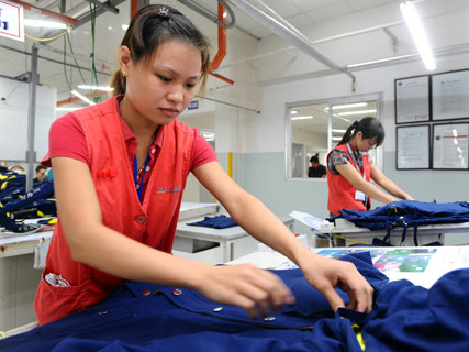 Nhiều mặt hàng vẫn được hưởng mức VAT ưu đãi 0% và 5%. Ảnh: minh họa: Hoàng Hà Nhiều mặt hàng vẫn được hưởng mức VAT ưu đãi 0% và 5%