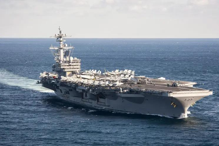 Tàu sân bay USS George Washington. Ảnh: Getty