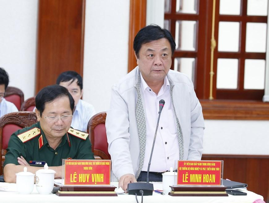 Ủy viên Trung ương Đảng, Bộ trưởng Bộ Nông nghiệp và Phát triển Nông thôn Lê Minh Hoan phát biểu. Ảnh: Văn Điệp/TTXVN.