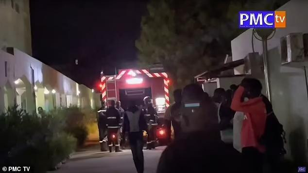 Lực lượng chức năng tại hiện trường vụ cháy. Ảnh: PMC TV