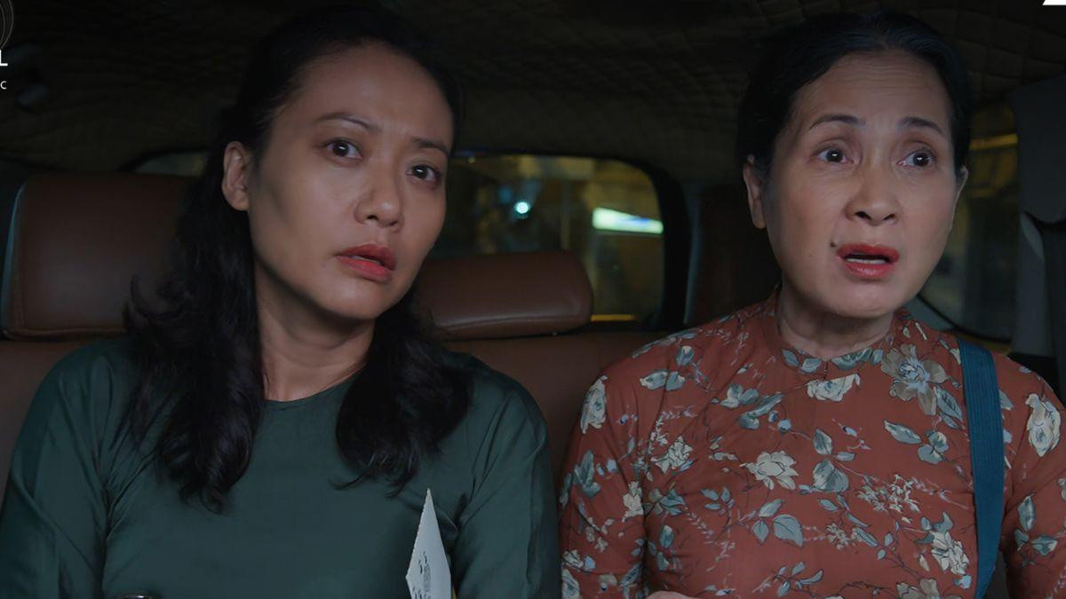 Lan Hương và Hồng Ánh trong "Cây táo nở hoa"