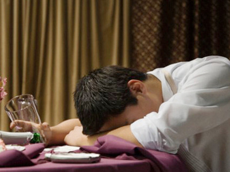 Lạm dụng rượu bia gây xuất tinh sớm ở đàn ông