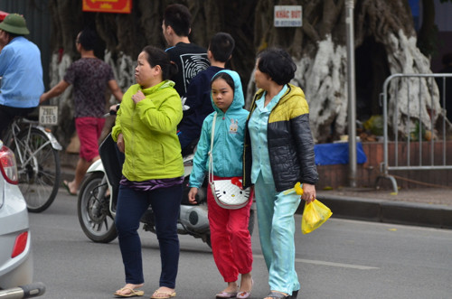 Người Hà thành thích thú đón rét 'nàng Bân' ảnh 12