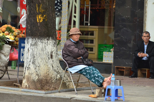 Người Hà thành thích thú đón rét 'nàng Bân' ảnh 11