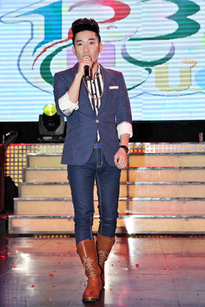 Quang Hà mang đến chương trình những ca khúc hit gần đây của anh