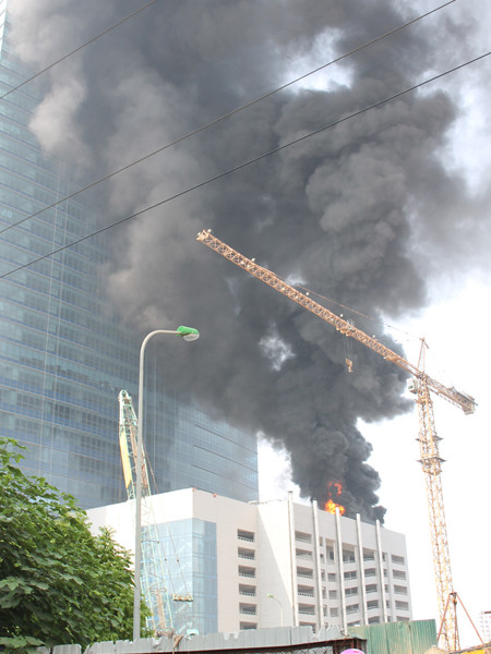 Đây là lần thứ ba, tòa nhà Keangnam bị cháy. Đây là lần thứ ba, tòa nhà Keangnam bị cháy