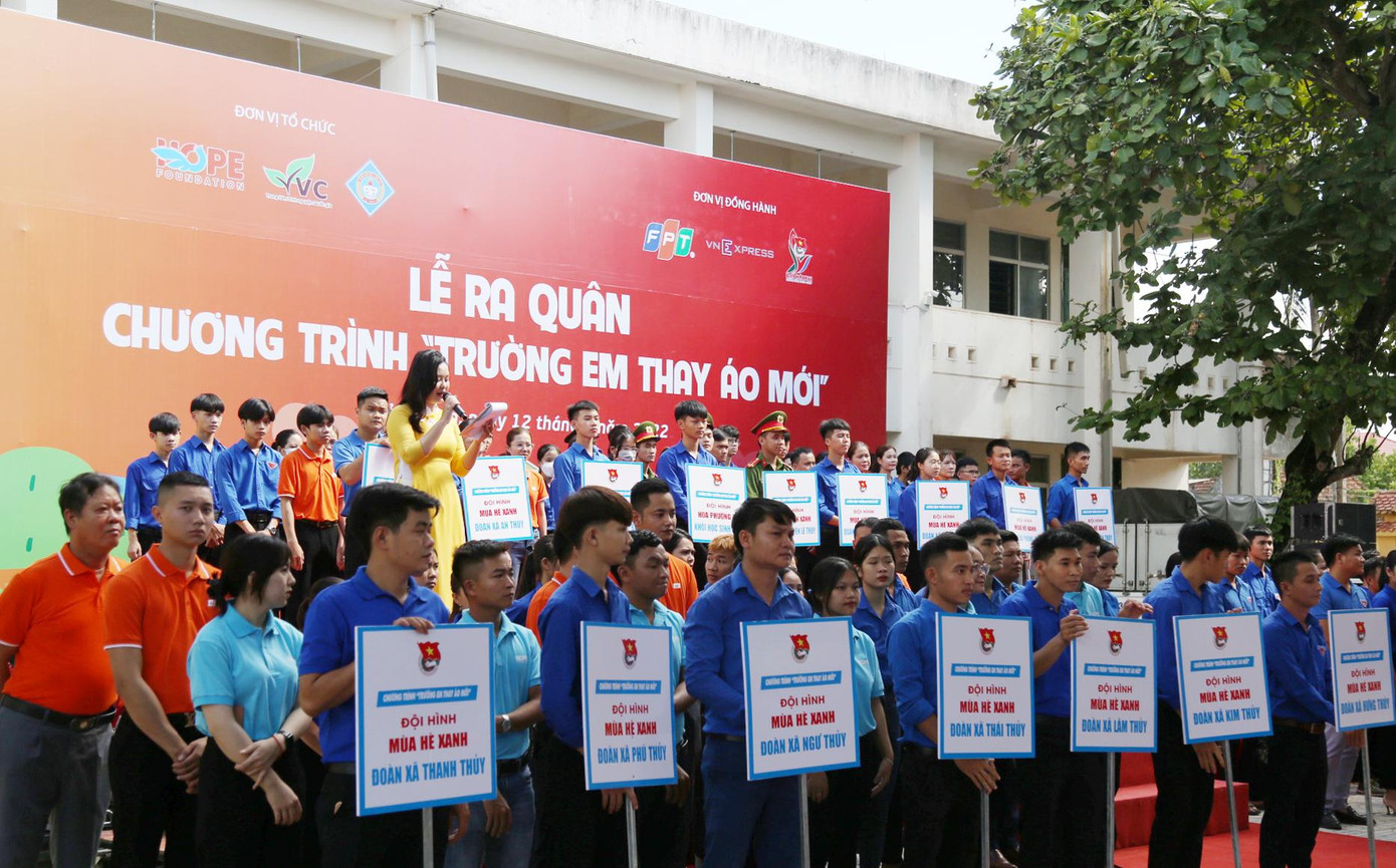 23 đội tình nguyện với hơn 300 đoàn viên thanh niên sẽ tham gia chương trình 23 đội tình nguyện với hơn 300 đoàn viên thanh niên sẽ tham gia chương trình