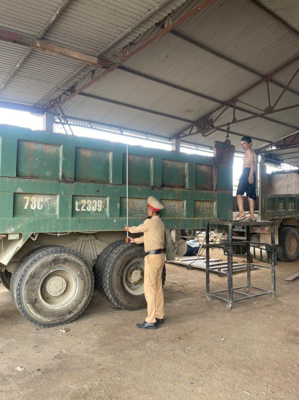 Đo kiểm tra thành thùng các xe cơi nới