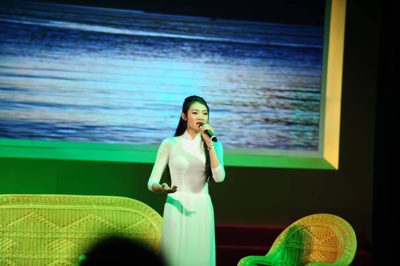 Các Gương mặt trẻ VN tiêu biểu hát ‘Nối vòng tay lớn’ kết thúc chuỗi tuyên dương ảnh 19