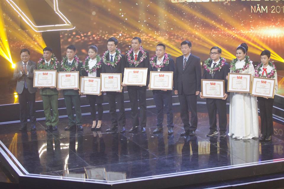 Xướng tên H'hen Niê, Quang Hải trong top 10 Gương mặt trẻ Việt Nam tiêu biểu ảnh 10